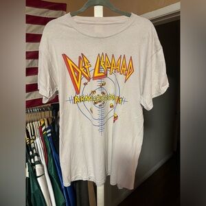 Def Leppard “Armageddon It” T-Shirt Size Large